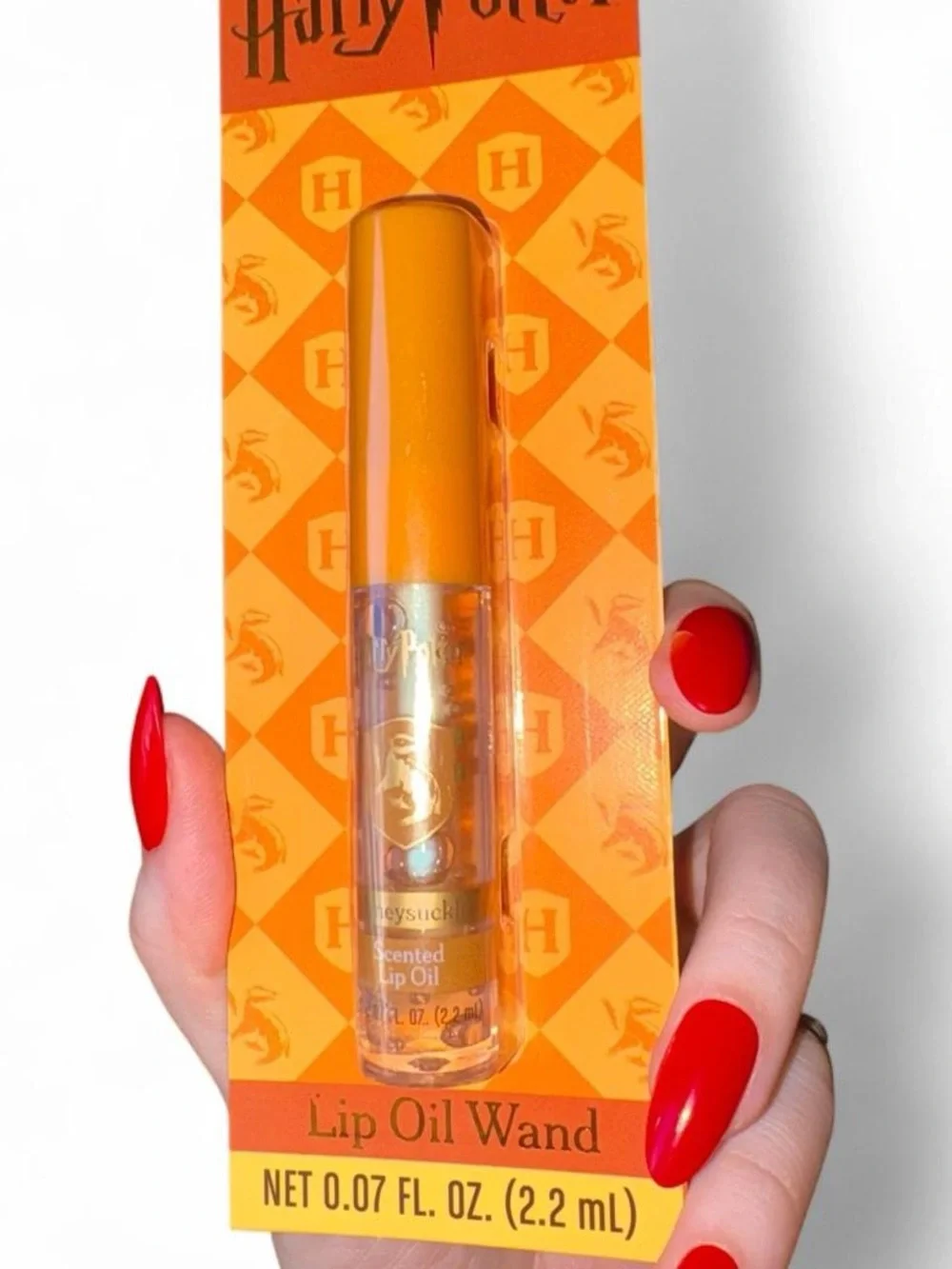 ✨ BRAND NEW Harry Potter Hufflepuff Lip Oil Wand - Honeysuckle Scented